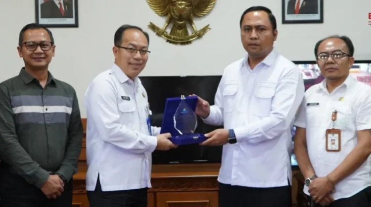 Kubar Raih TP2DD Terbaik se-Kaltimtara, Bupati Minta Prestasi Dipertahankan