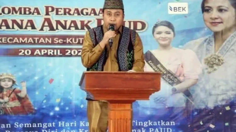 Bupati Kubar Ajak Tanamkan Semangat Kartini kepada Generasi Muda sejak Dini