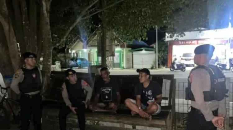 Sat Samapta Polres Kukar Gelar Curhat Dialogis Bersama Masyarakat Tenggarong