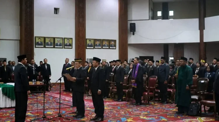 Bupati Kutai Barat Lakukan Perombakan Birokrasi Pejabat