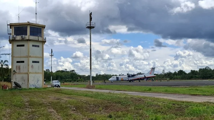 Pengembangan Runway Bandara Melalan Masih Terus Diupayakan