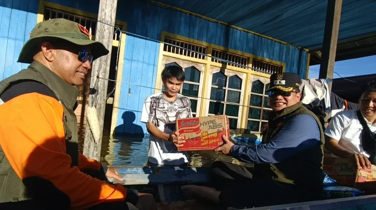 Wakil Bupati Mahulu Pantau Banjir, Soroti Listrik dan Jaringan Telekomunikasi