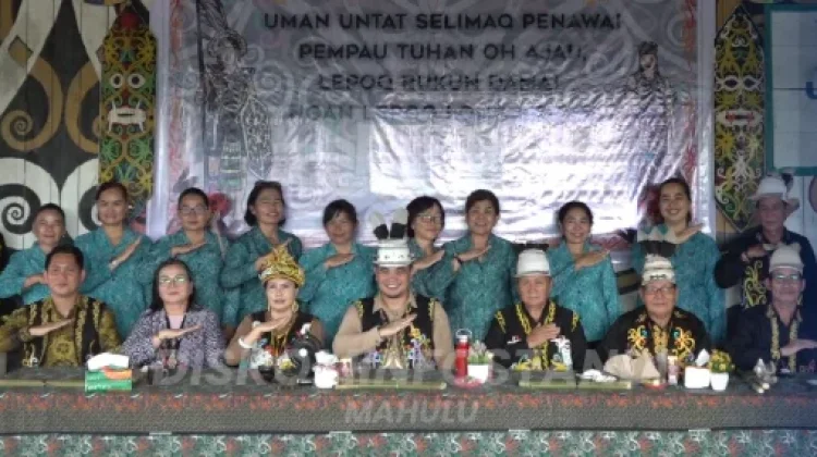 Wabup Mahulu Apresiasi Semangat Petani Jaga Tradisi Agraris Leluhur