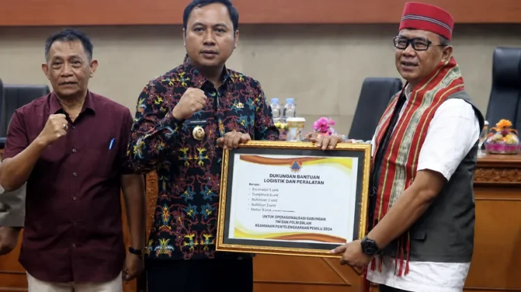BNPB Salurkan Bantuan untuk Korban Banjir di Kutai Barat