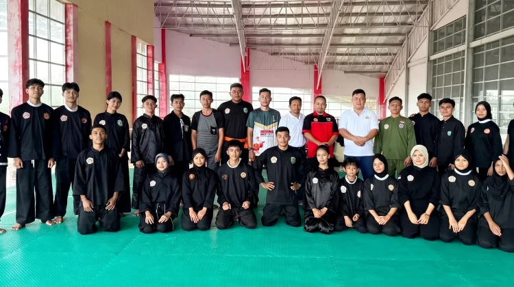 Tinjau Latihan Pencak Silat, Ketua KONI Kubar Janji Perjuangkan Bonus Atlet