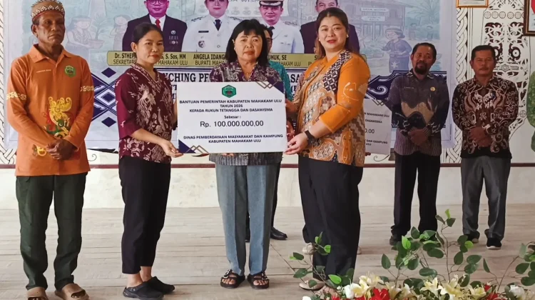 Pemkab Mahulu Realisasikan Program dana RT dan Dasawisma