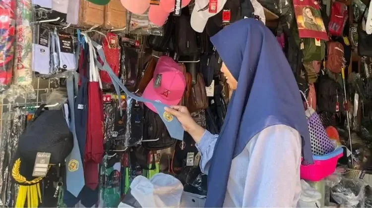 Kenaikan Biaya Distribusi Dorong Harga Perlengkapan Sekolah