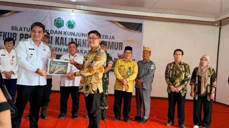 Kerukunan Umat Beragama Pondasi Kekuatan Pembangunan Daerah Mahakam Ulu