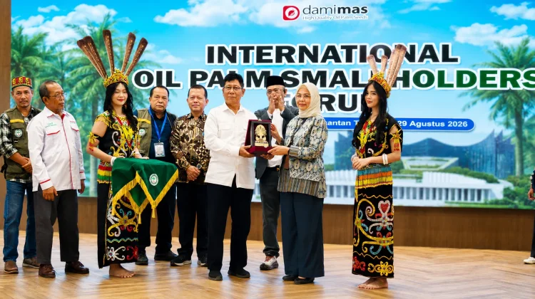 OIKN Gandeng Apkasindo Perkuat Legalitas dan Kelembagaan Petani Sawit Nusantara