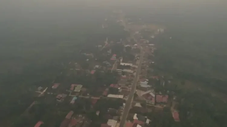 Kabut Asap Masuk Rumah, Warga Batasi Aktivitas Anak