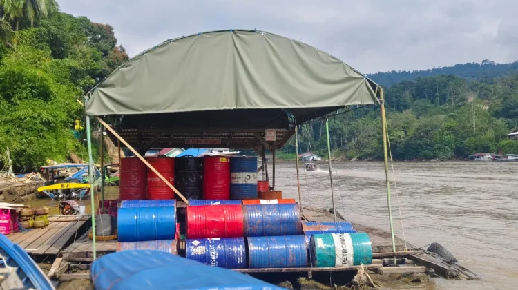 Kemarau Panjang, Warga Mahulu Keluhkan Harga Sembako dan Kelangkaan BBM