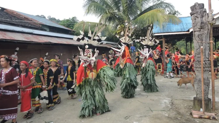 Ornamen Dayak Didorong Perkuat Identitas Mahulu