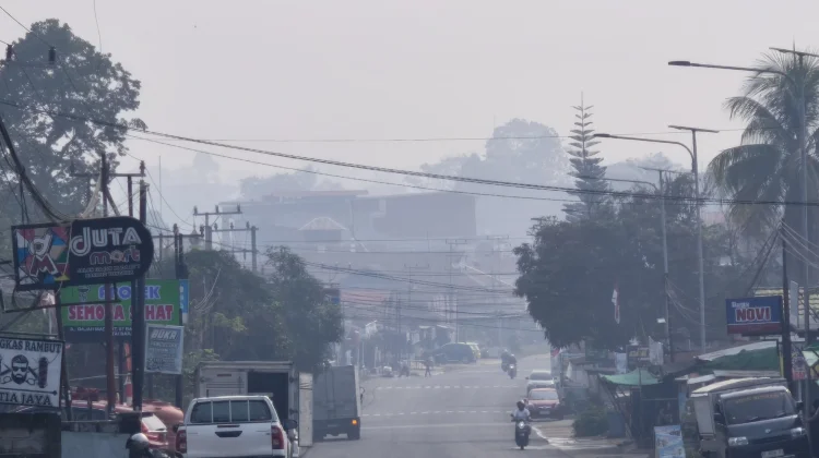 Kualitas Udara Kutai Barat Masuk Kategori Berbahaya, ISPU Capai 302
