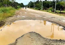 Gunakan APBD, Pemkab Kubar Ambil Alih Perbaikan Jalan Simpang Raya-Mentiwan