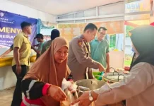 Polres Kukar Gelar Warung Berkah Ramadan