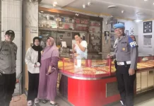 Patroli Dialogis Polsek Tenggarong, Imbau Warga Jauhi Judi Online