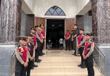 Jaga Toleransi, Polres Kubar Kawal Ibadah Jumat Agung dengan Humanis