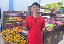 Kenaikan Harga Plastik Tak Pengaruhi Penjualan Buah di Kubar