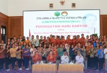DWP Mahulu Peringati Kartini lewat Pelatihan Merangkai Bunga