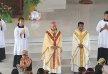 Warga Mamahak Besar Mahulu Gelar Paskah Bersama