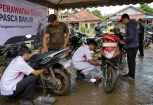 Ratusan Motor Terdampak Banjir di Kubar Dapat Perawatan Gratis