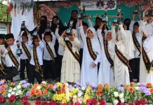Haflah Kelulusan Hidayatullah Mahulu Berlangsung Meriah Penuh Kebersamaan