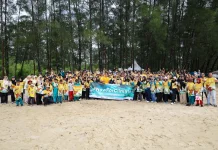 Pelajar Belajar Jaga Lingkungan lewat Aksi di Pantai Tanah Merah