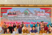 Disdagkop UKM Kubar Gelar Pelatihan Kue Olahan Ikan