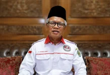 Tokoh Kaltim Syaharie Jaang Sambut Hangat Kedatangan Menag dan UAS ke Kubar