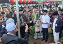 Menag Letakkan Batu Pertama Pembangunan Madrasah di Ponpes Assalam Arya Kemuning