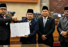 DPRD Kutai Barat Resmi Ketok Palu Raperda Pertanggungjawaban APBD 2025