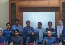 Pemkab Kutai Barat Tata Pohon Demi Keselamatan Pengguna Jalan