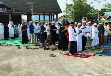 Umat Muslim Mahulu Gelar Shalat Istisqo Harapan Turun Hujan