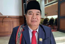 Ketua DPRD: Pasar Malam Cerminkan Geliat Ekonomi Kubar