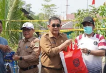 Longsor Muara Baroh, Pemkab Kubar Salurkan Bantuan