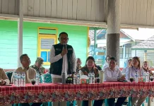 Wagub Kaltim Sosialisasikan Gratispol saat Kunjungan ke Mahulu