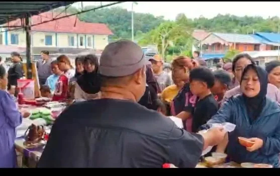 Ramadan, Takjil Ramai Diburu Warga Mahakam Ulu
