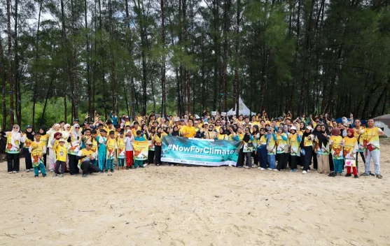 Pelajar Belajar Jaga Lingkungan lewat Aksi di Pantai Tanah Merah