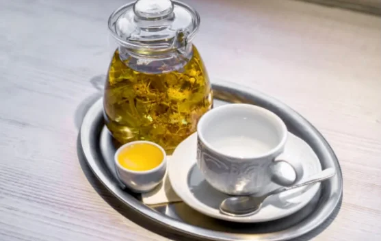 Aroma Mewah Penjaga Raga: Menyingkap Rahasia  di Balik Secangkir Osmanthus Tea