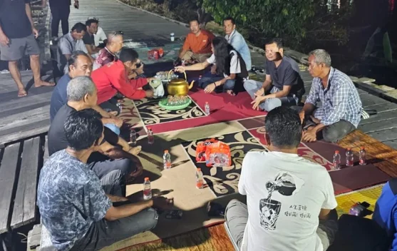 Anggota DPRD Kubar, Sadli Minta Penanganan Longsor Muara Baroh Dipercepat