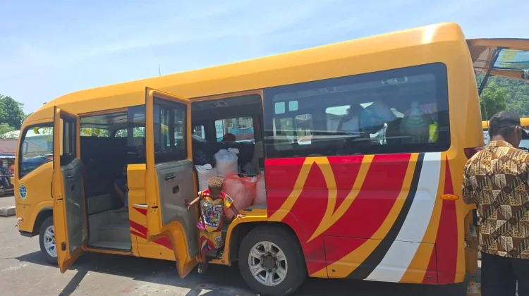Perum Dambri Serui Siapkan 7 Bus Mudik Lebaran