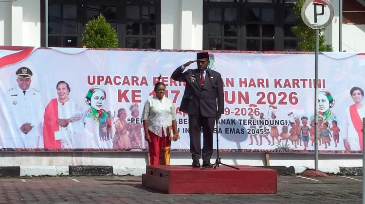 Bupati Waropen  Hari Kartini Bukan Sekedar Seremonial Tahunan