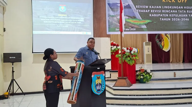 Kick Off  Review Kajian Lingkungan Hidup Strategis  di Gelar