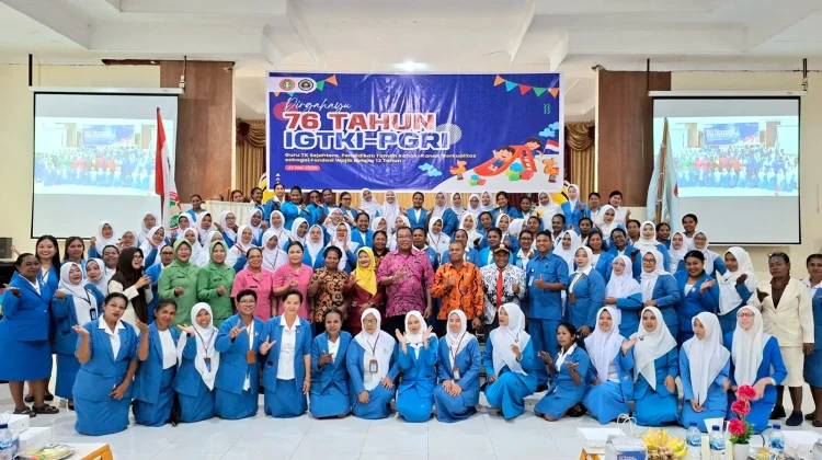 Bupati Kepulauan Yapen Apresiasi Dedikasi Guru TK pada HUT IGTKI-PGRI ke-76