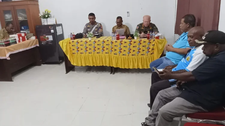 Dispora Waropen Gelar Konvoi Meriah Sambut Piala Dunia