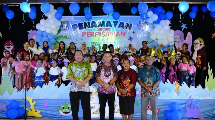 Penamatan TK Negeri Pembina Serui, Bupati Yapen Tekankan Pendidikan Dini
