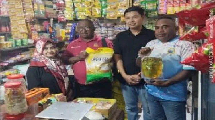 Bulog Serui Gelontorkan Beras SPHP Percepat Penyaluran Bantuan Pangan