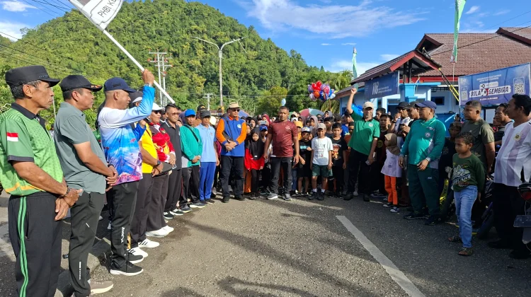Ratusan Warga Ramaikan Jalan Sehat Sambut Tahun Baru Islam