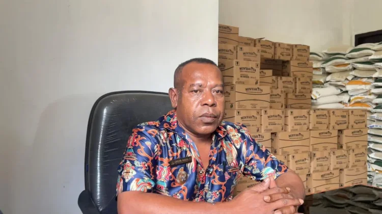 Hari Kedua Penyaluran, 801 Warga Kelurahan Tarau Terima Bantuan Pangan