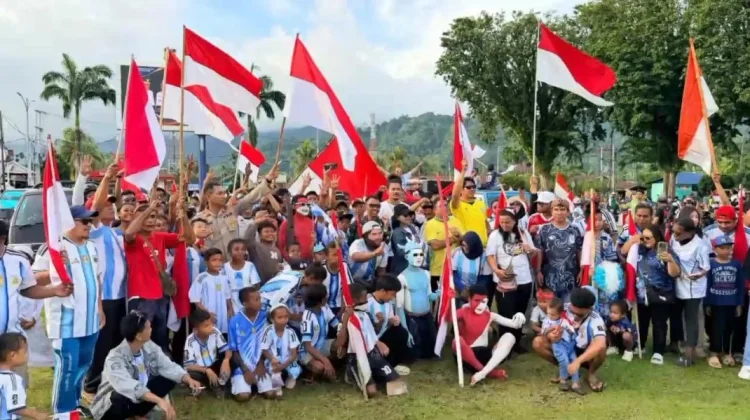 Animo Masyarakat Padati Konvoi Merah Putih Sambut HUT ke-81 RI